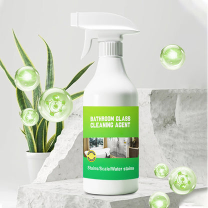 Schoonmaakspray voor hard water in de badkamer