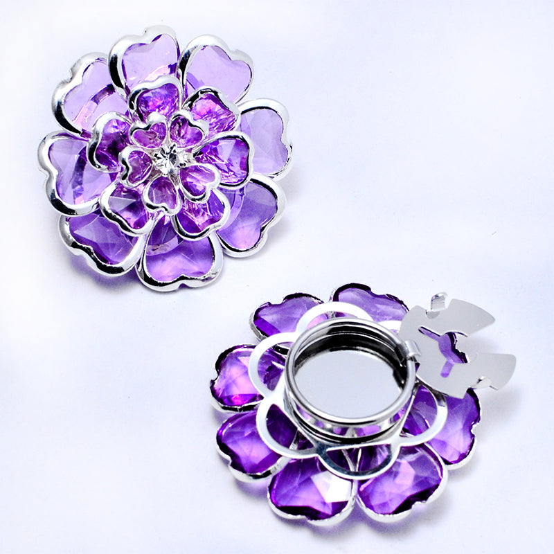 Gemelos y broche florales con pedrería elegante