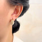 💍 ¡OFERTA POR TIEMPO LIMITADO 50% DE DESCUENTO! 🧺 Pendientes de Aro de Cesta de Perlas Falsas – Diseño Único, Acabado Dorado, Cierre Seguro y Estilo Versátil ✨