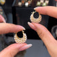 💍 ¡OFERTA POR TIEMPO LIMITADO 50% DE DESCUENTO! 🧺 Pendientes de Aro de Cesta de Perlas Falsas – Diseño Único, Acabado Dorado, Cierre Seguro y Estilo Versátil ✨