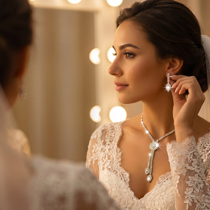 📢📢 ¡50% DE DESCUENTO! ⏰ Conjunto de collar y pendientes de flor de circonita para mujer
