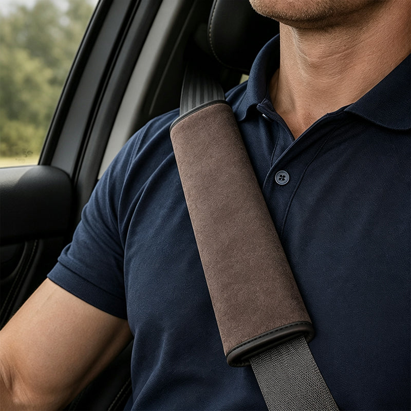 ⏳🎽 ¡50% DE DESCUENTO POR TIEMPO LIMITADO! Funda Universal de Ante Sintético para Cinturón de Seguridad con Almohadilla Extendida – Comodidad Extra y Protección Antirozaduras 🛡️🚗