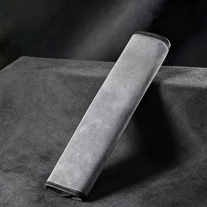 ⏳🎽 ¡50% DE DESCUENTO POR TIEMPO LIMITADO! Funda Universal de Ante Sintético para Cinturón de Seguridad con Almohadilla Extendida – Comodidad Extra y Protección Antirozaduras 🛡️🚗