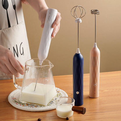 ☕🔥 ¡50% DE DESCUENTO! Espumador de Leche Manual con 3 Velocidades Ajustables – Crema Rica en Segundos, Ligero y sin Pilas para Capuchino y Latte 🥛✨